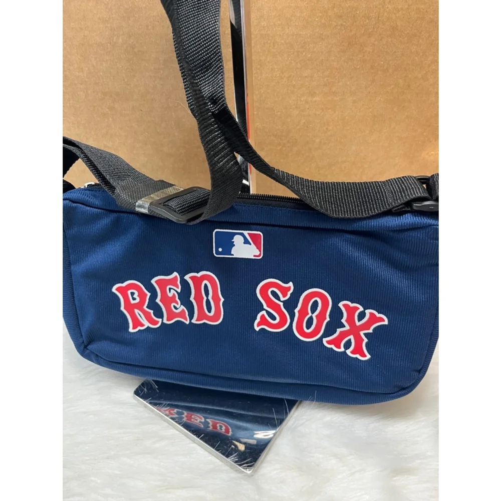 NWT Genuine MLB Boston Red Sox  Cross Body Jersey Purse